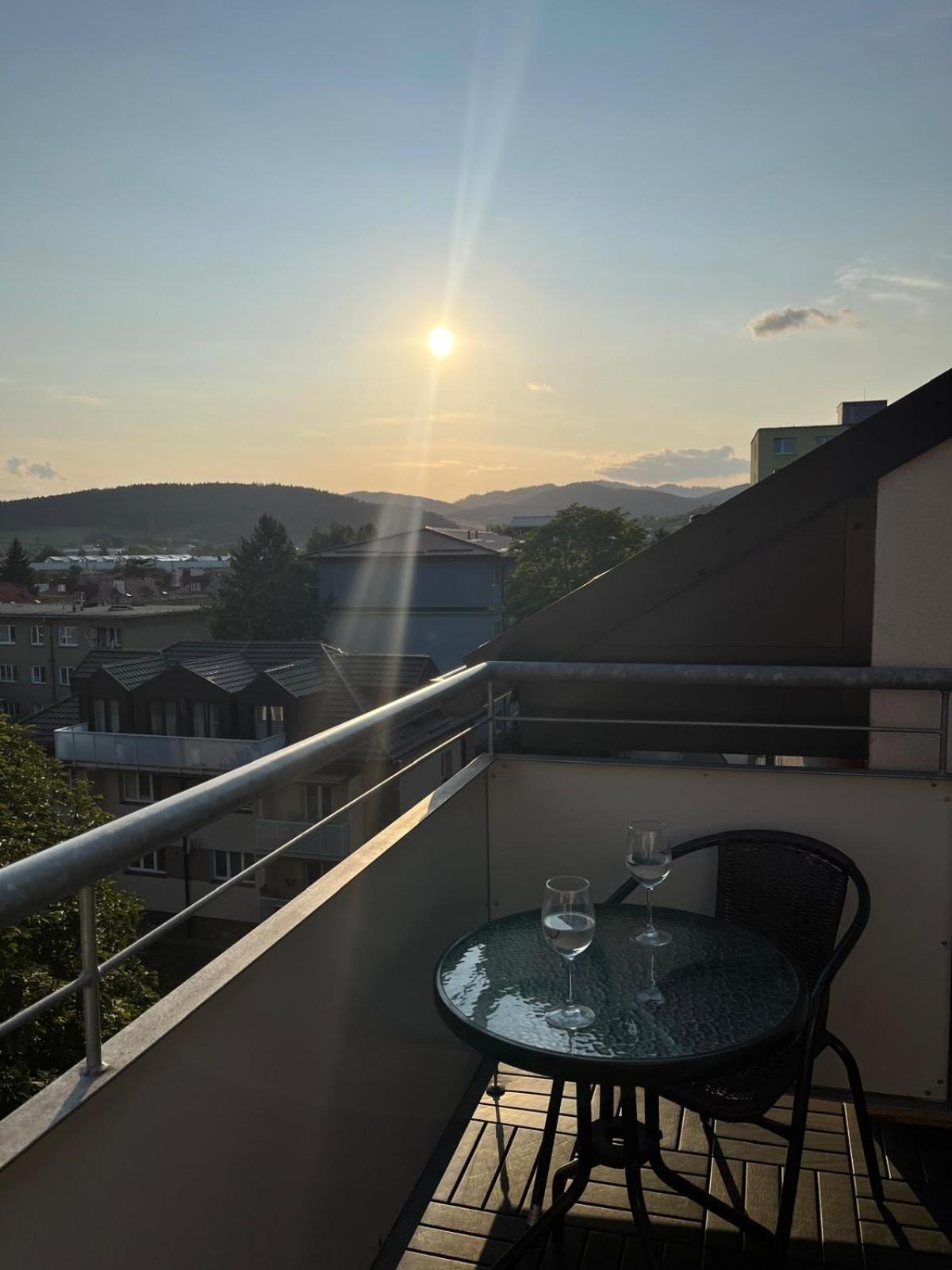 Tranquille Inn Apartment Kysucke Nove Mesto Ngoại thất bức ảnh