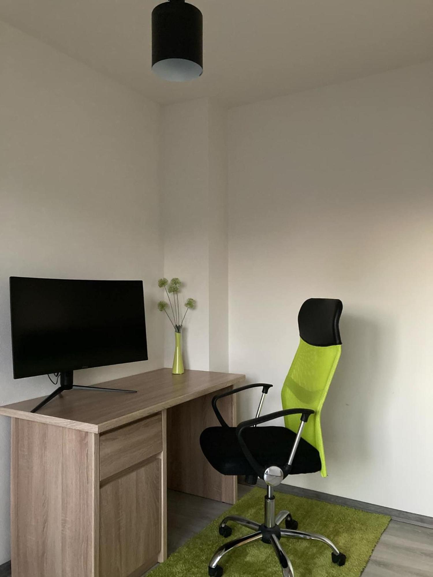 Tranquille Inn Apartment Kysucke Nove Mesto Ngoại thất bức ảnh